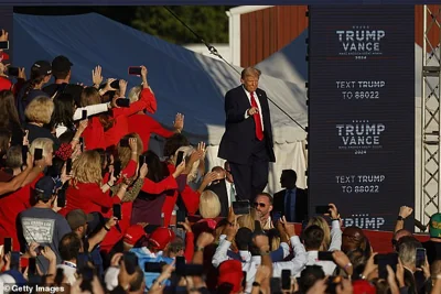 Supporters were jubilant upon seeing the president again and cheered joyously