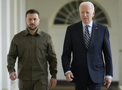 Volodymyr Zelensky and Joe Biden
