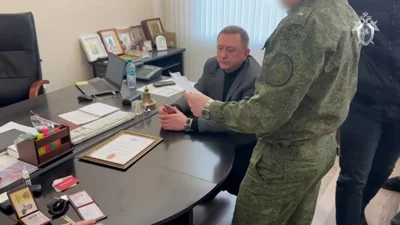 Главу администрации Северодонецка в ЛНР задержали за участие в банде, разбое и похищении человека