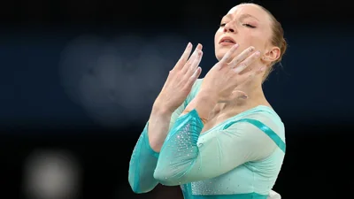 Ana Barbosu in the floor exercise