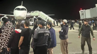 Четверых участников беспорядков в махачкалинском аэропорту приговорили к 10 годам колонии