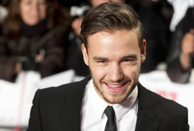 Fans light candles to mourn One Direction's Liam Payne