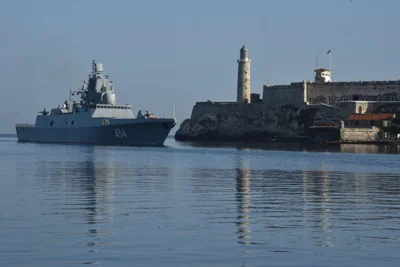 Russian ship in Cuba