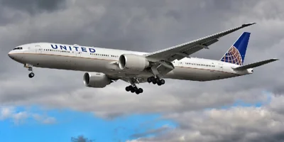 Три авиакомпании приостанавливают полеты в Израиль