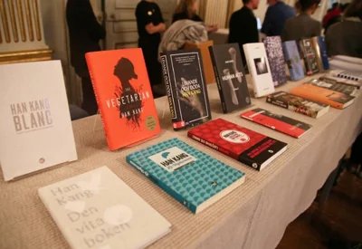 Books by Korean novelist Han Kang are displayed in the Swedish Academy after she was named the 2024 laureate of the Nobel Prize in Literature in Stockholm, Sweden, Thursday (local time). Reuters-Yonhap