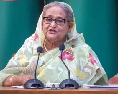 Прем’єр-міністерка Бангладеш на тлі масових протестів подала у відставку та втекла з країни