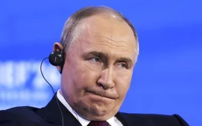 "Тогда все начнет шататься": Подоляк о реальных условиях падения режима Путина