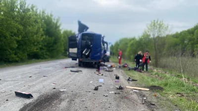 Россия ударила по рейсовому автобусу в Сумской области, погибли девять человек