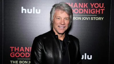 Jon Bon Jovi helps talk woman off ledge of Nashville bridge: Police