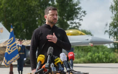 Украина может не рассказывать о миссиях F-16: Зеленский назвал причину