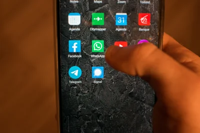 Нидерланды заявили о глобальной хакерской кампании российской разведки против пользователей Signal и WhatsApp