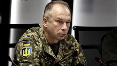 Зеленский объявил об отставке главкома ВСУ Александра Сырского. Вместо него будет назначен генерал Михаил Драпатый