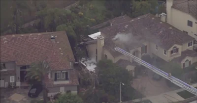 Pilot dies in small plane crash in California's Simi Valley
