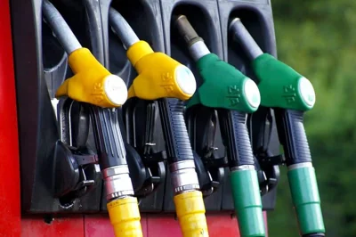 Израильтянам рассказали, как в мае могут измениться цены на бензин