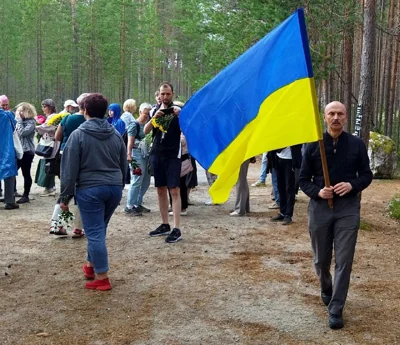 В Петрозаводске неизвестные ломятся в квартиру активиста Андрея Литвина