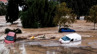 Heavy rains cause flash floods in Spain's south, east