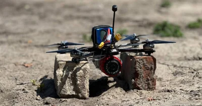 На Харьковщине россияне ударили FPV-дроном по гражданскому автомобилю — погиб мужчина