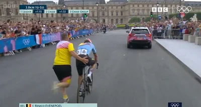 After getting some assistance, Evenepoel was still able to finish the race in impressive fashion