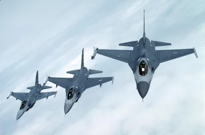 Нідерланди відправили останні F-16 у тренувальний центр у Румунії, де навчаються українські пілоти