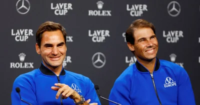 Federer pens tribute to retiring Nadal