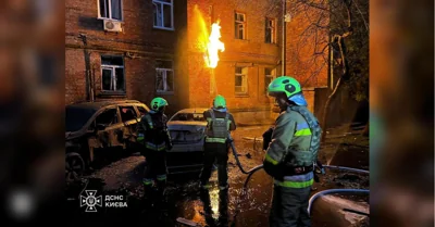 В Запорожье есть раненые в результате ночного обстрела, в Киеве после атаки дронов повреждены десятки автомобилей (фото)