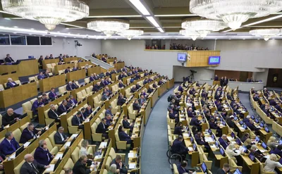 Госдума приняла закон о доступе финразведки к операциям по картам «Мир»