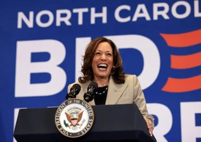 Vice-President Kamala Harris campaigns at Westover High School in Fayetteville, North Carolina, 18 July.