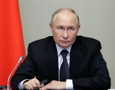 A worried Vlad is redirecting his troops from Ukraine