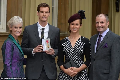 Murray, pictured with mother Jude, wife Kim, and father Will (L-R), has given his OBE in 2013