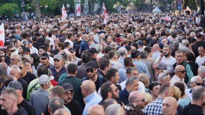 В Тбилиси проходит митинг «Мечты» в поддержку закона об «иноагентах»
