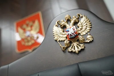 Чиновник из Екатеринбурга наказан за одиночный пикет с плакатом