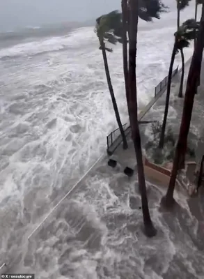 Beachfront in Florida is submerged by oncoming waves