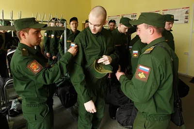 Российские компании обяжут передавать данные сотрудников в реестр военкоматов