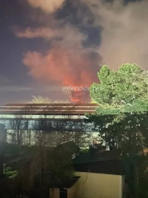 В Крымске в результате удара беспилотников ВСУ загорелась нефтебаза