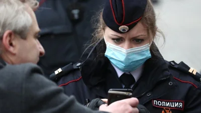 Госдума приняла поправку о штрафах за поиск экстремистских материалов