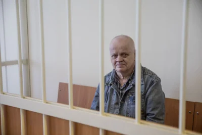 5 лет и 3 месяца условно получил 64-летний петербургский политолог Евгений Бестужев, сообщил его адвокат от ОВД-Инфо Сергей Подольский