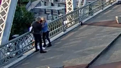 Bon Jovi saves woman from jumping off a bridge